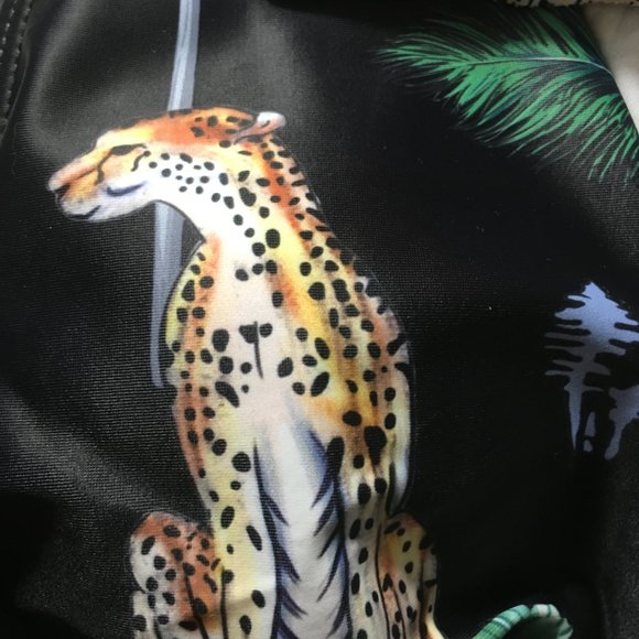 SPORLIKE One Piece V-Neck Ruffle Bathing Suit  🐅  NEW WITH TAG! - Picture 8 of 12